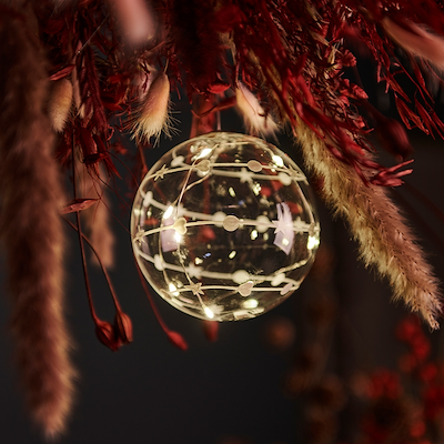 Sirius Sweet Christmas kugle ophæng med LED lys Ø10 cm