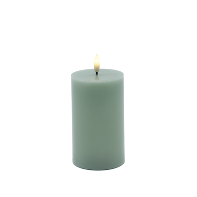 Sirius Sille LED bloklys olivengrøn Ø 7,5 cm H 12,5 cm