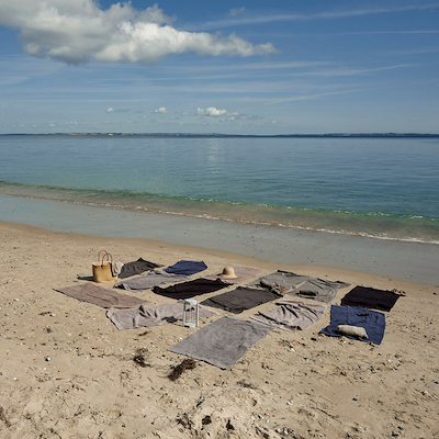 Zone Classic håndklæde mørkeblå 70x140 cm