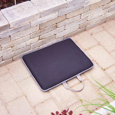 Grouw knæskånepude sort 41x31 cm