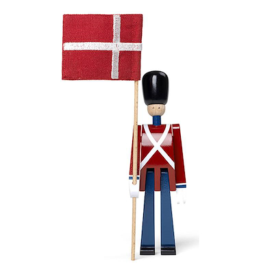 Kay Bojesen Figurines Fanebærer mini træfigur rød H 18,5 cm