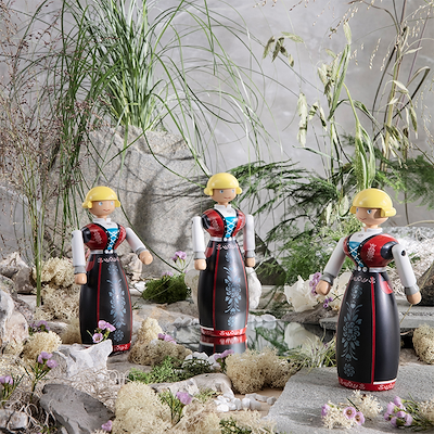 Kay Bojesen Norsk Bunad Kvinde sort/rød