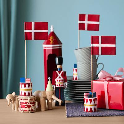 Kay Bojesen bordflag rød H 30 cm