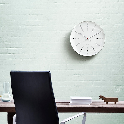 Arne Jacobsen Bankers vægur hvid