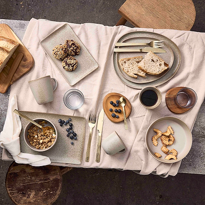 Aida RAW Organic sandy beige frokosttallerken 24 cm