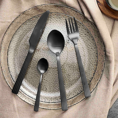 Aida RAW bestiksæt mat sort 16 dele