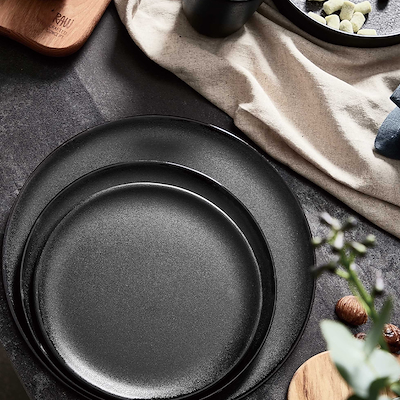 Aida RAW Titanium Black tallerken Ø20 cm