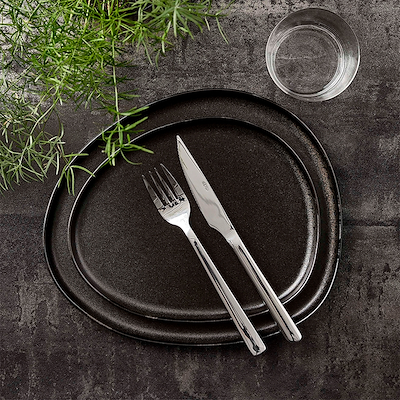 Aida RAW Titanium Black Organic frokosttallerken 24 cm