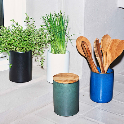 Aida RAW Northern Green opbevaringskrukke med teaklåg 15 cm