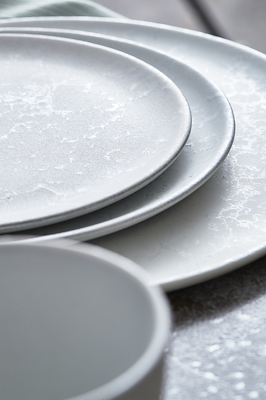 Aida RAW Arctic White tallerken Ø20 cm