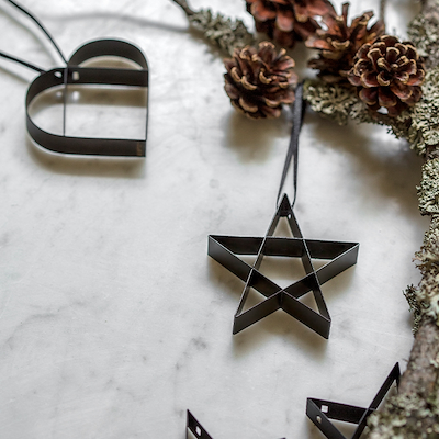 Stelton Figura ornament stjerne lille sort 6 cm