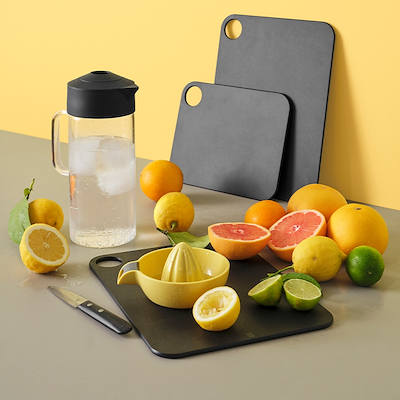 RIG-TIG Cut-It skærebræt fibertræ sort 23,5x18,7 cm