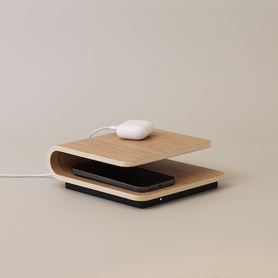 Stelton Ro trådløs oplader egetræ