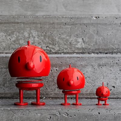 Hoptimist Bumble M figur rød H 10,7 cm