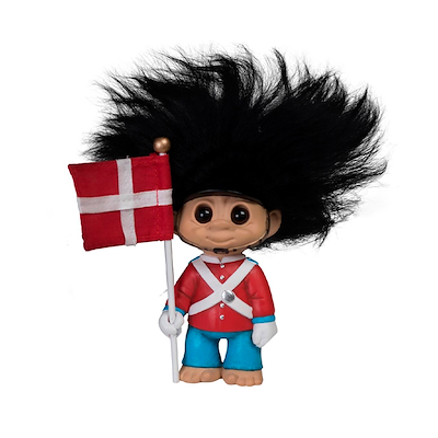 Lykketrold garder med flag