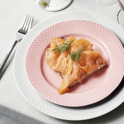 Lyngby Porcelæn Rhombe Color tallerken rosa 21 cm