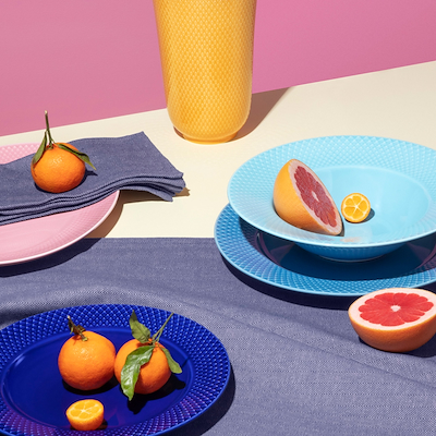 Lyngby Porcelæn Rhombe Color flad tallerken mørk blå 23 cm