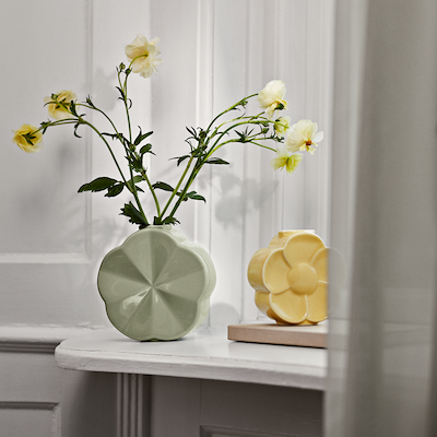 Lyngby Porcelæn Flower snerle vase grøn H 14 cm