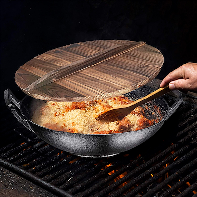 Haws wok i støbejern med trælåg Ø36 cm