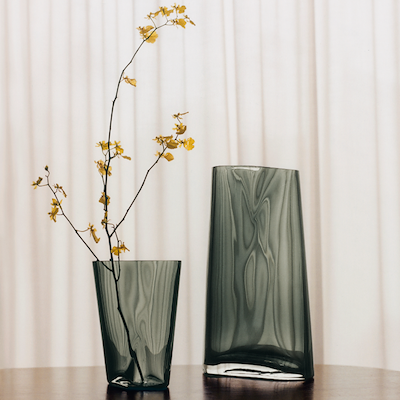 Georg Jensen Lituus vase røget glas H24 cm