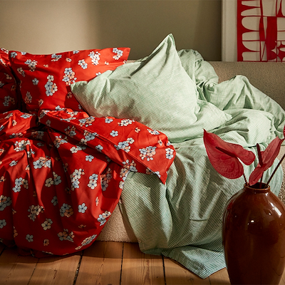 Juna Monochrome Lines sengetøj grøn 140x220 cm