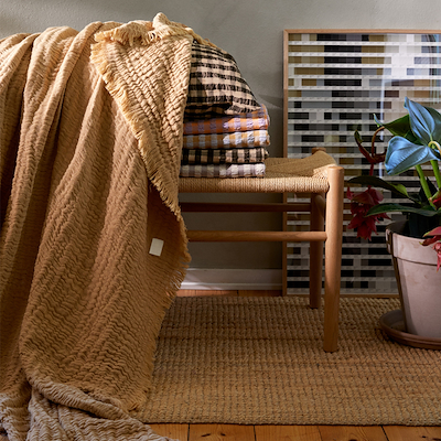 Juna Reloved sengetæppe sand 190x240 cm