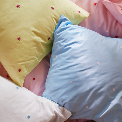 Juna Daisy sengetøj gul/lyserød 140x200 cm