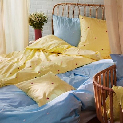 Juna Daisy sengetøj gul/lyserød 140x220 cm