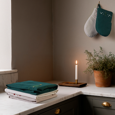 Juna Christmas Fable viskestykke grøn 50x70 cm