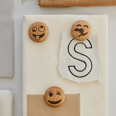 Spring Copenhagen Winking magnet