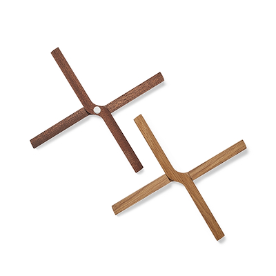 Spring Copenhagen Xtra bordskåner egetræ