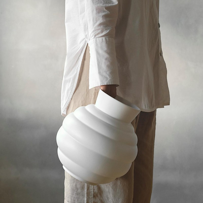 Knabstrup Keramik Tortus Archie vase No3 hvid H26.5 cm