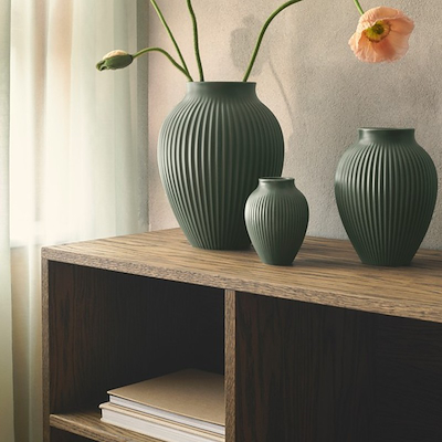 Knabstrup Keramik Ripple mat vase mørkegrøn H20 cm