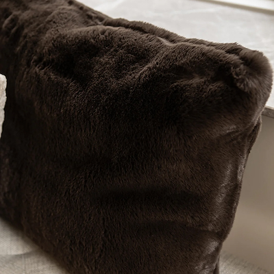 Specktrum Adalyn pude dark brown 50x70 cm