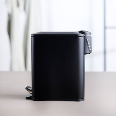 Pedalspand sort 5 liter H 29,5 cm rustfrit stål