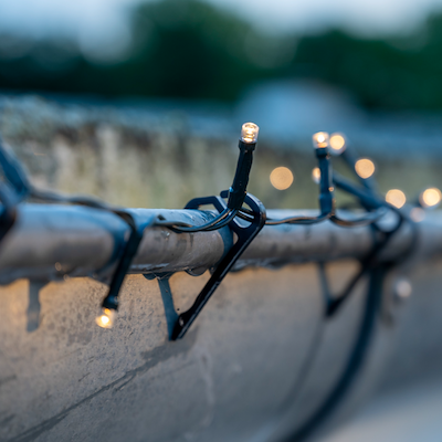 Det Gamle Apotek lyskædekroge til tagrende 24 stk. sort