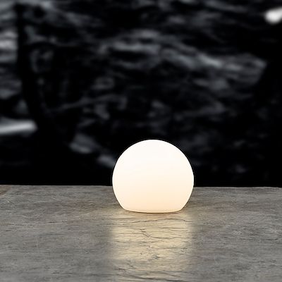 Villa Collection Maane LED lampe m. solar hvid 20x18 cm