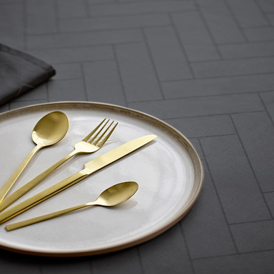 Södahl Tiles Damask dug ash 140 x 270 cm