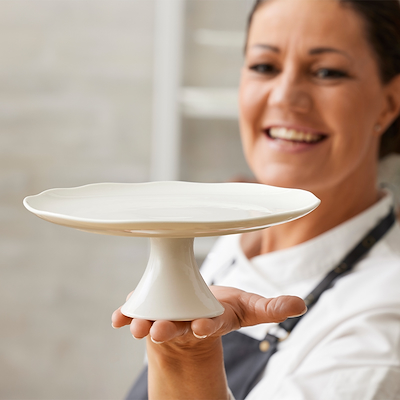 Blomsterbergs kagefad på fod 22 x 8,8 cm hvi