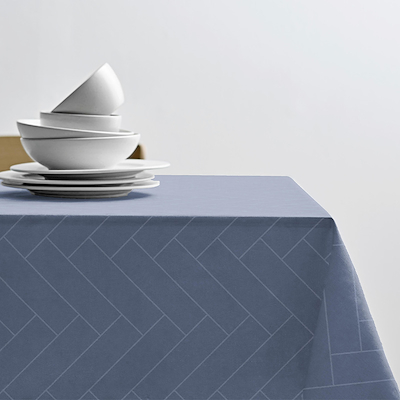 Södahl Tiles Damask dug sky blue 140 x 320 cm