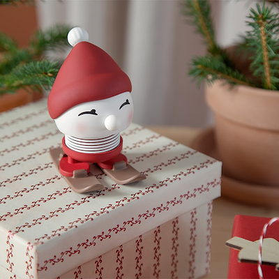 Hoptimist Bimble Skiing figur rød H7,2 cm