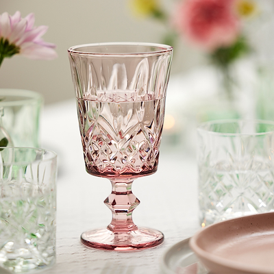 Lyngby Glas Sorrento vinglas pink 29 cl 4 stk.