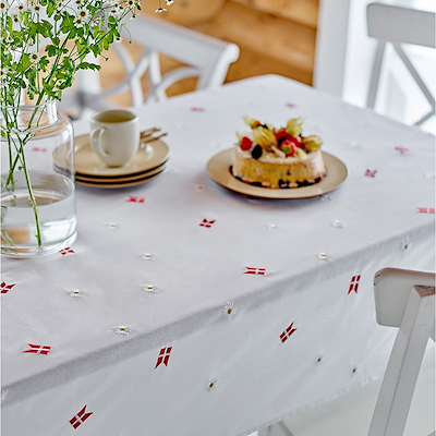 Södahl Tillykke fødselsdagsdug 140x270 cm