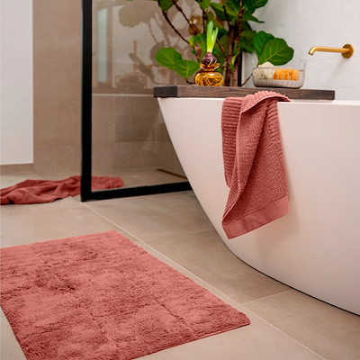 Zone Classic badehåndklæde peach red 70x140 cm