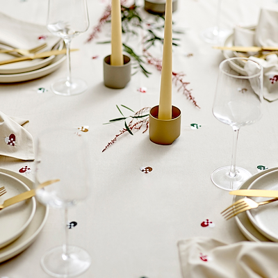 Södahl Christmas Hearts dug rød Ø180 cm