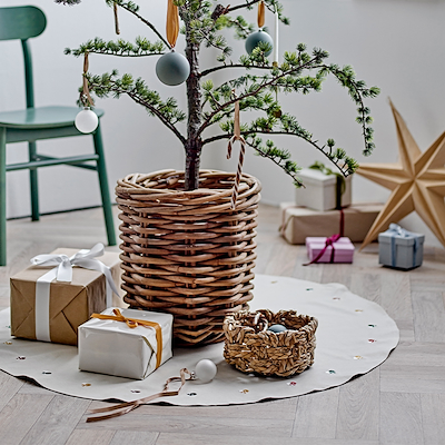 Södahl Christmas Hearts juletræstæppe beige 110 cm