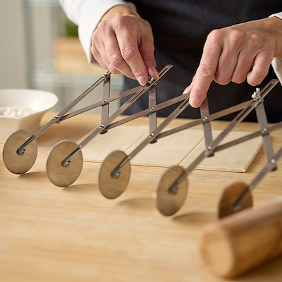 Blomsterbergs dejspore med 5 hjul stål