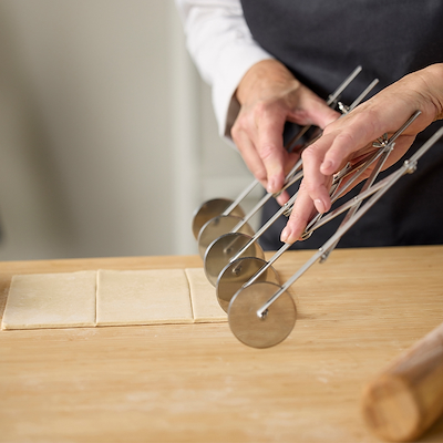 Blomsterbergs dejspore med 5 hjul stål