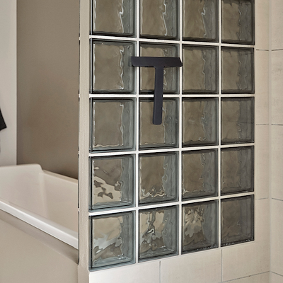 Zone Ume skraber sort inkl. holder 24x22x2,2 cm