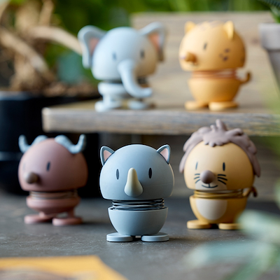 Hoptimist Soft næsehorn mørkegrå small